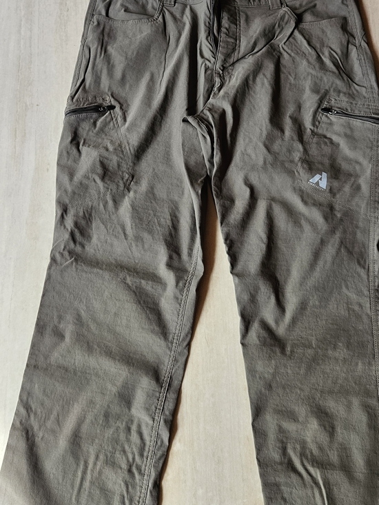 Eddie Bauer Pants - Eddie Bauer Olive Utility Cargo Pants with Zippered Thigh Pockets